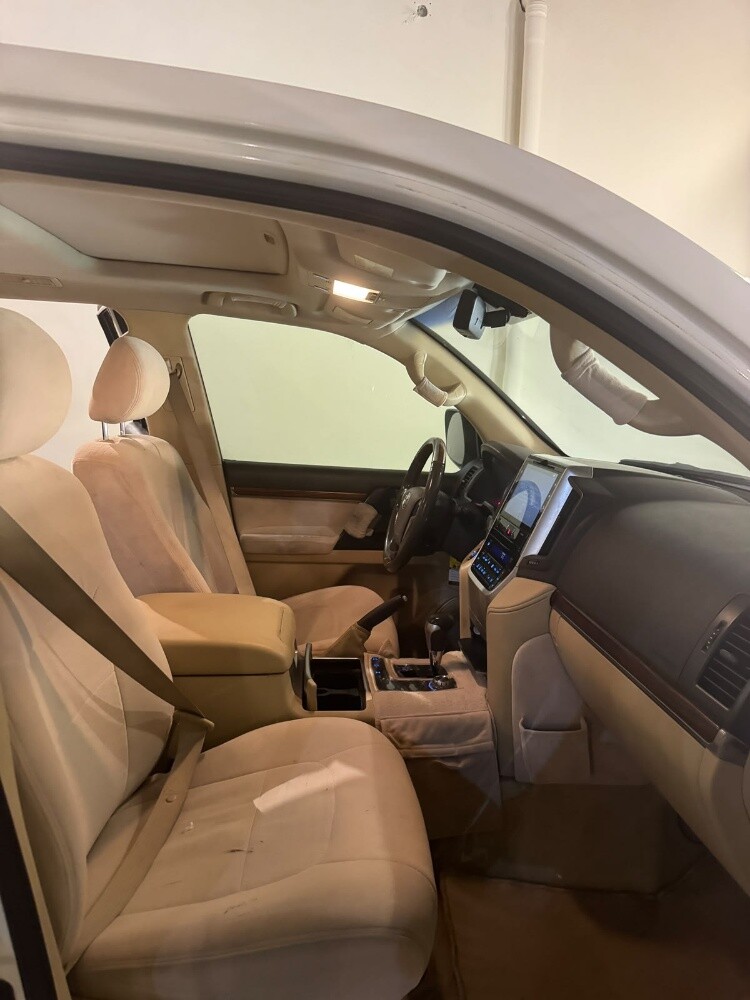 2016 Land Cruiser GXR - 6