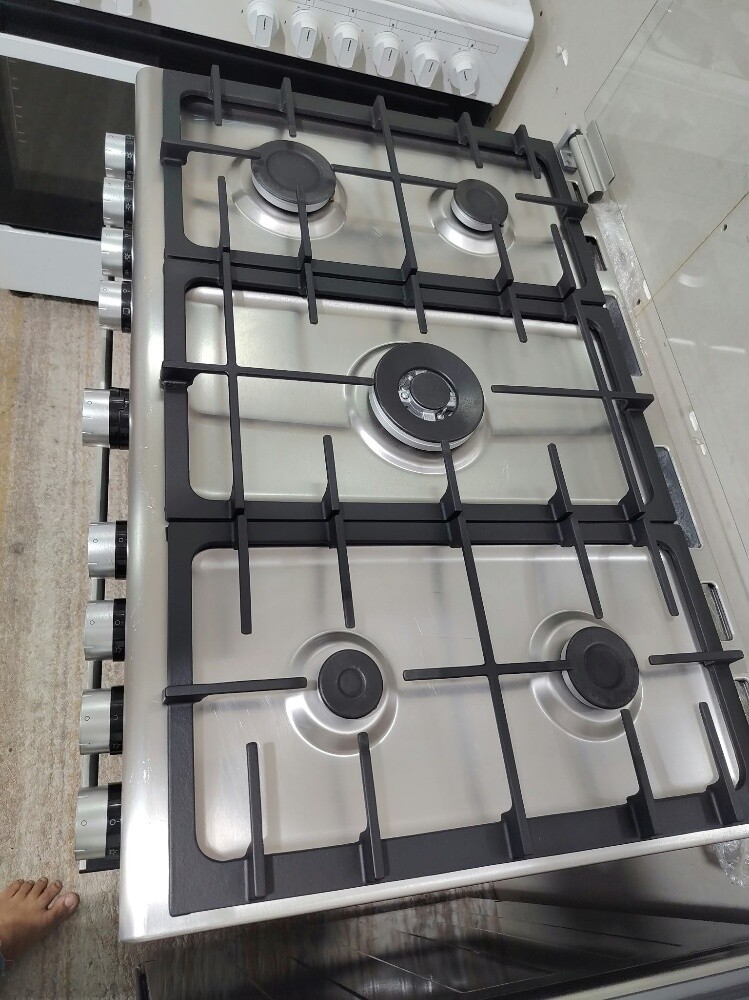 BOSCH Almost new Stove - 6