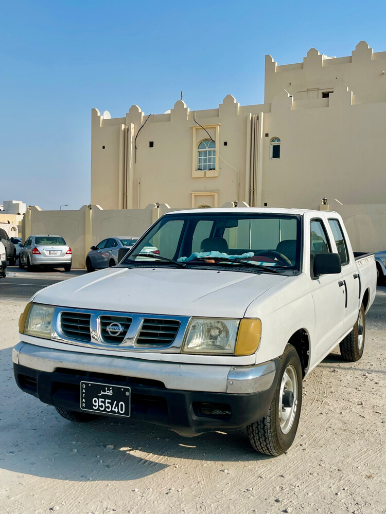 Nissan Pickup Neat & Good For Sale - 4