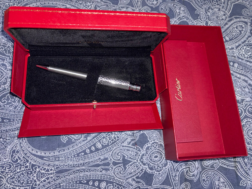 Cartier Pen and Cufflinks Brandnew - 1