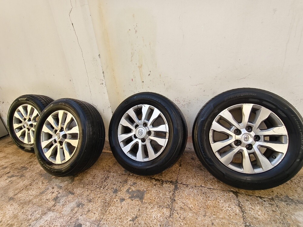 Tundra Sequoia Tires and Rims - 1