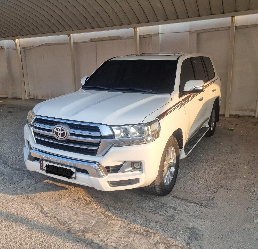لاندكروزر ٨سلندر - 1