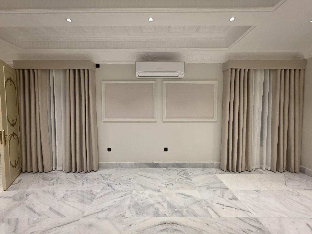 Manual and automatic curtains - 1