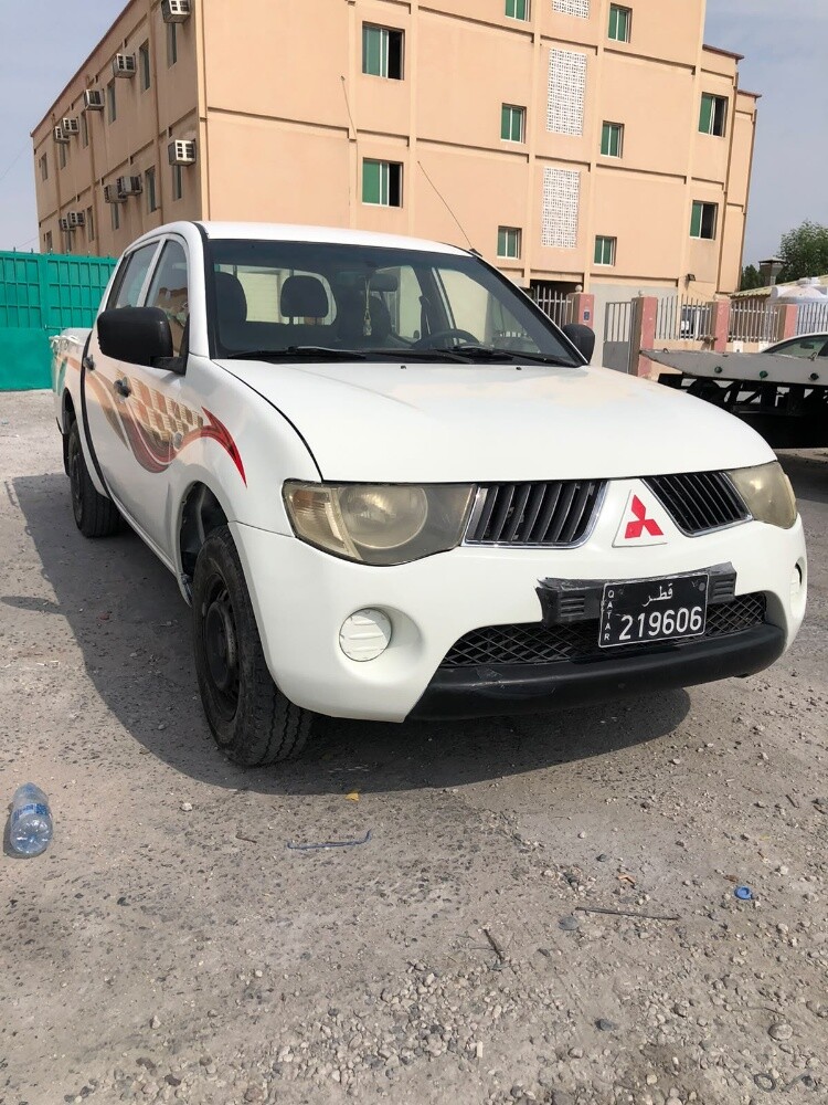 Nissan pickup - 2