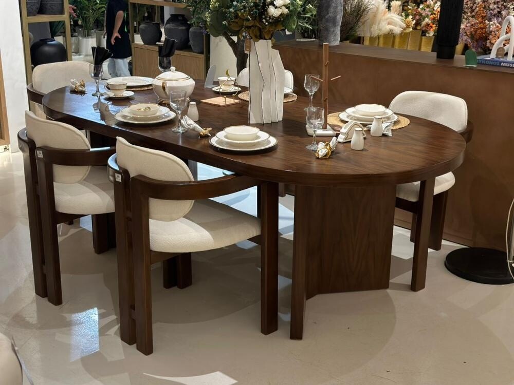 Dining tables - 4
