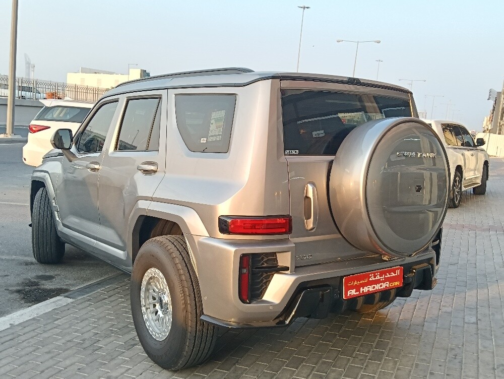 تانك 700 - 9