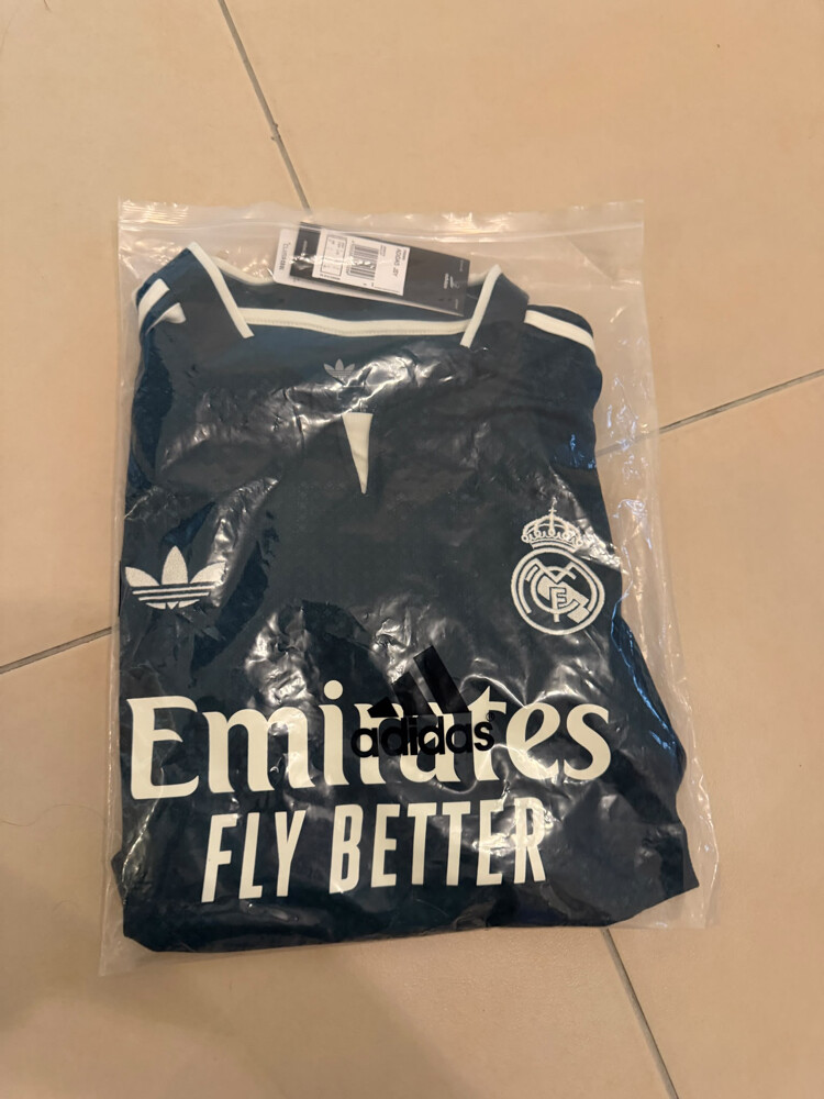 Real madrid 26/27 away shirt - 3