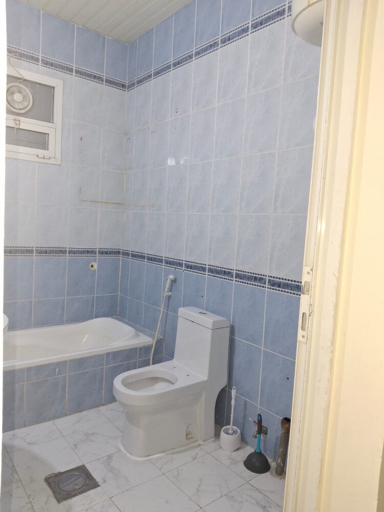 wide flat in Ain Khaled no comision - 7