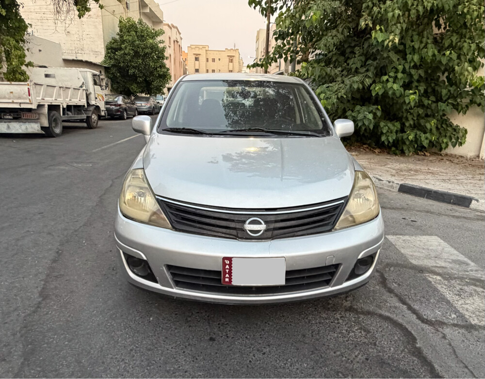 Nissan Tiida 2011 - 3