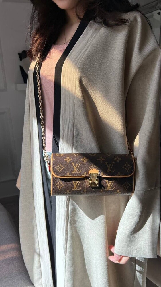 Louis Vuitton Pochette Camille - 5
