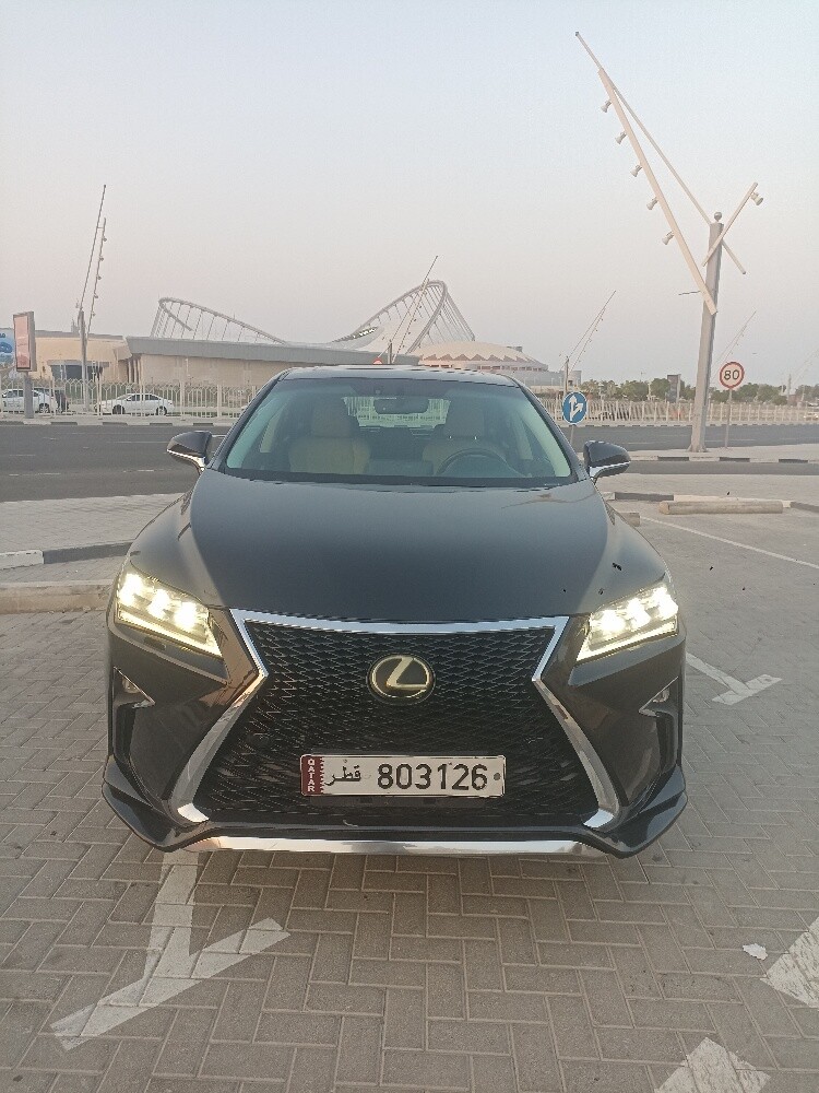 لكزس موديل 2019 من الداخل بيج نظيفه جدا ممشي ممتاز 164 الف السياره حاله ممتازه على الفحص السعر 54000قابل للتفاوض - 6