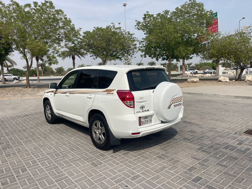 Toyota RAV4  - 4