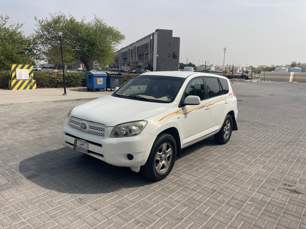 Toyota RAV4  - 6