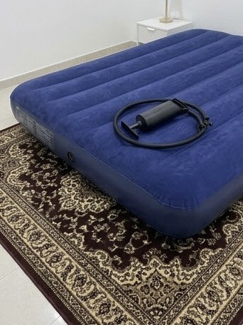 air bed with pump - 4