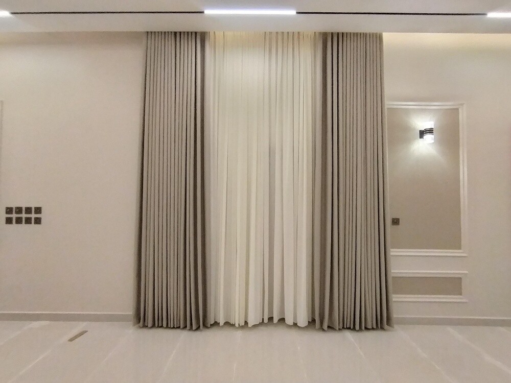 curtain - 3