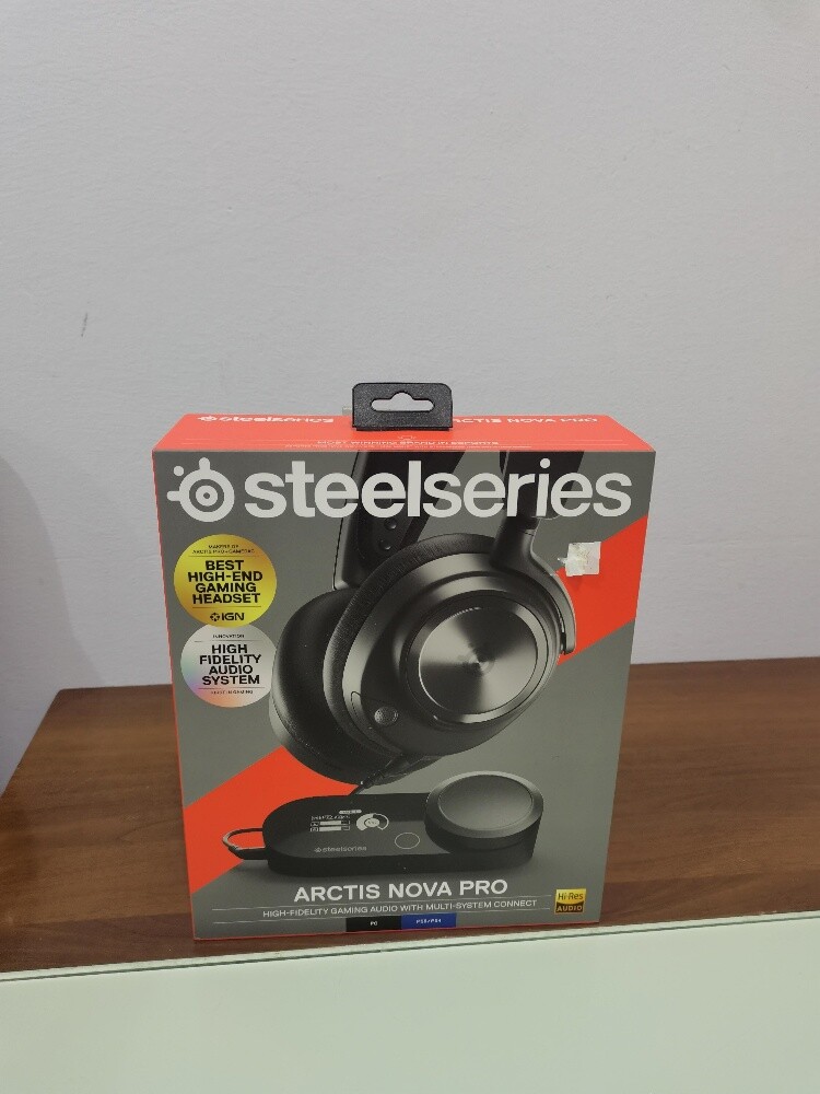 SteelSeries artic nova pro like new - 6