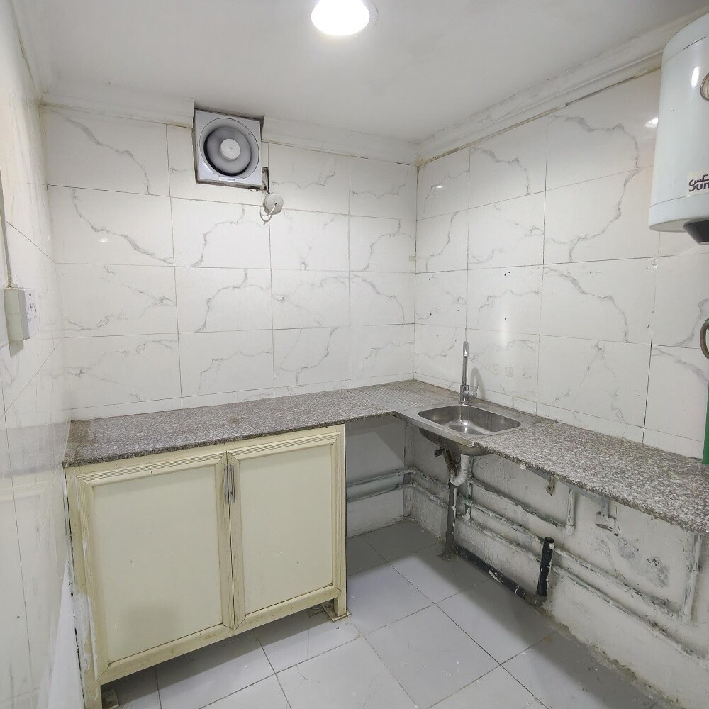 Studio near AL Nasr street - 3