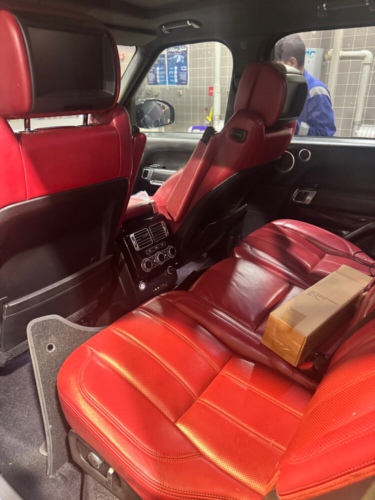 Range Rover 5.0L V8 SC Vogue - 6