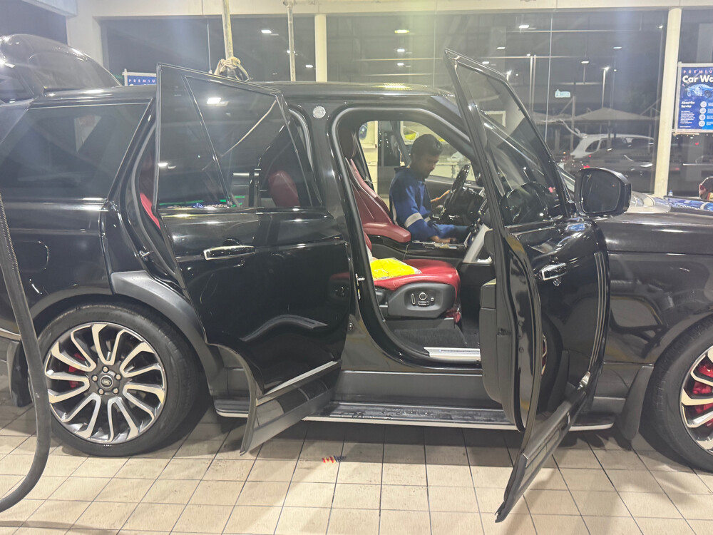Range Rover 5.0L V8 SC Vogue - 5