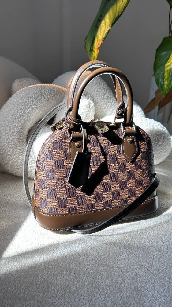Louis Vuitton Alma BB - 10