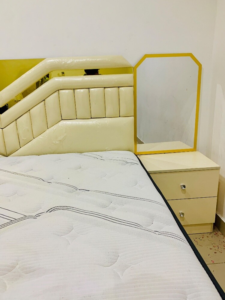 Bedroom set for SELL. - 3
