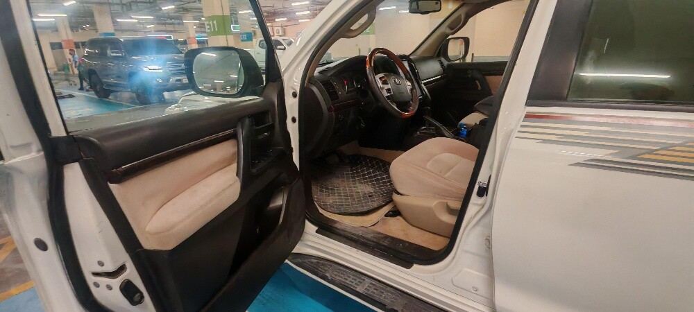 لاندكروزر 2009 - 7