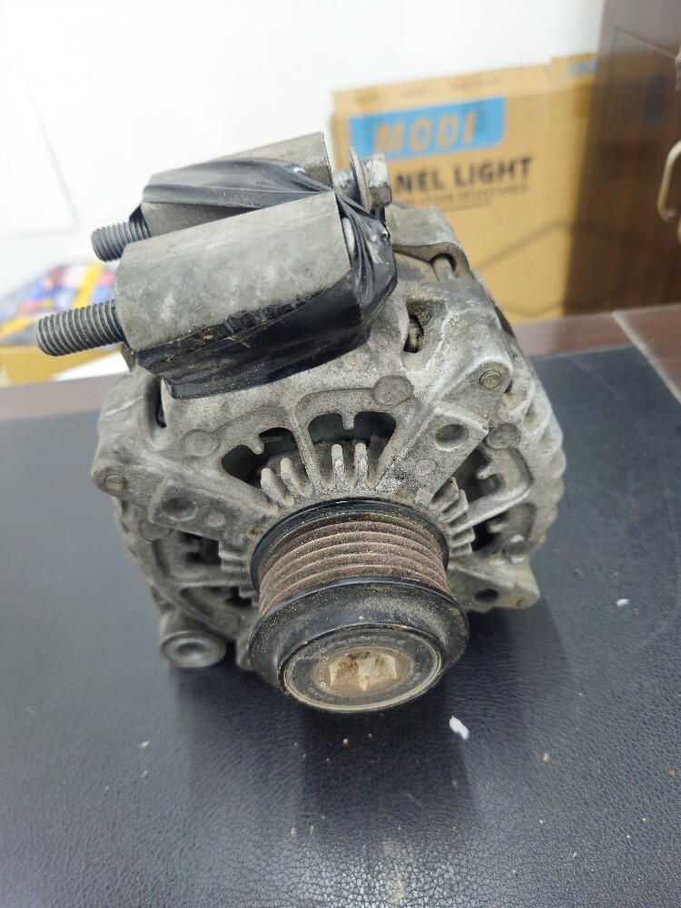 Dynamo / alternator for Range rover - 1
