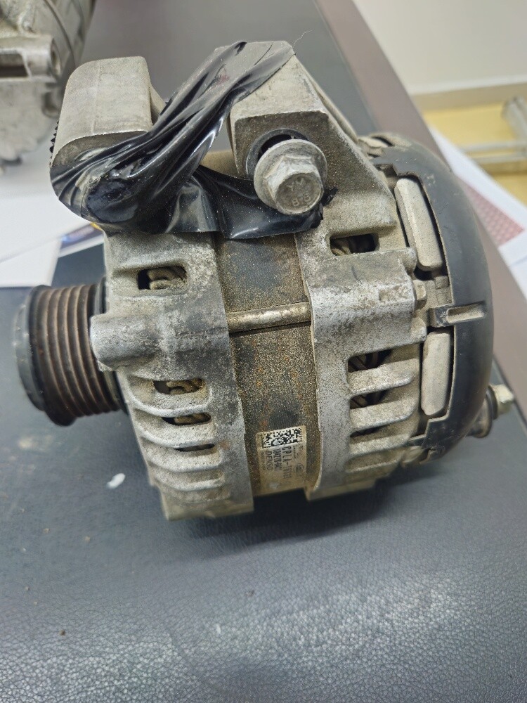 Dynamo / alternator for Range rover - 2