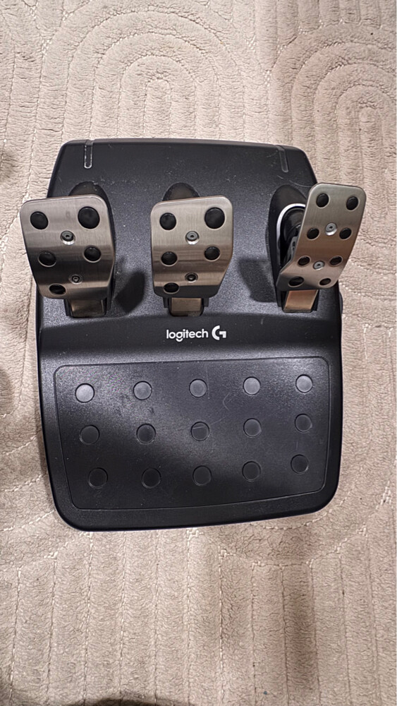 Logitech G29 driving wheel Negotiab - 2