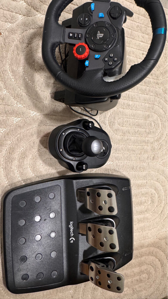 Logitech G29 driving wheel Negotiab - 1