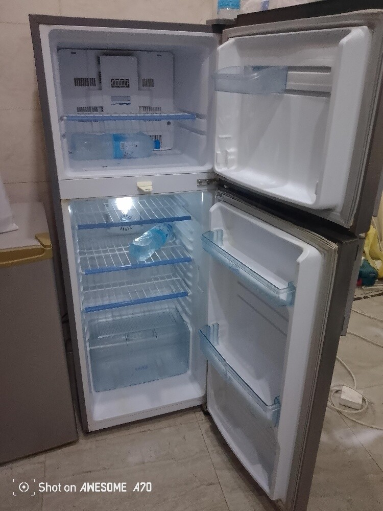 Daewoo fridge for sale. - 1