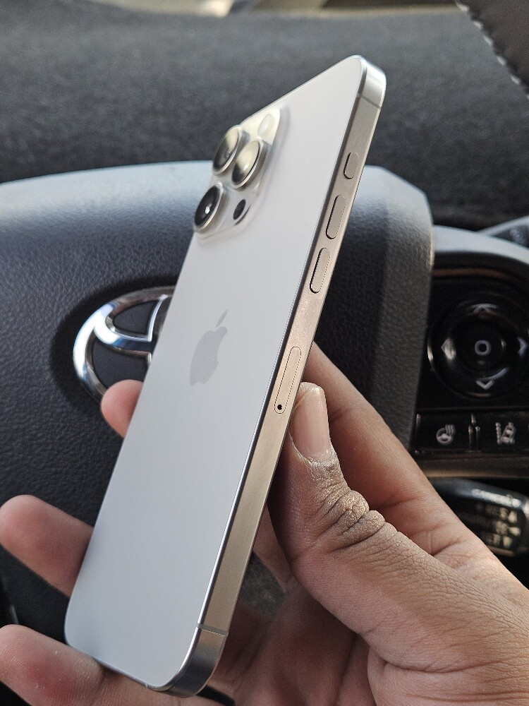 iphone 16 Pro Max 512GB - 3
