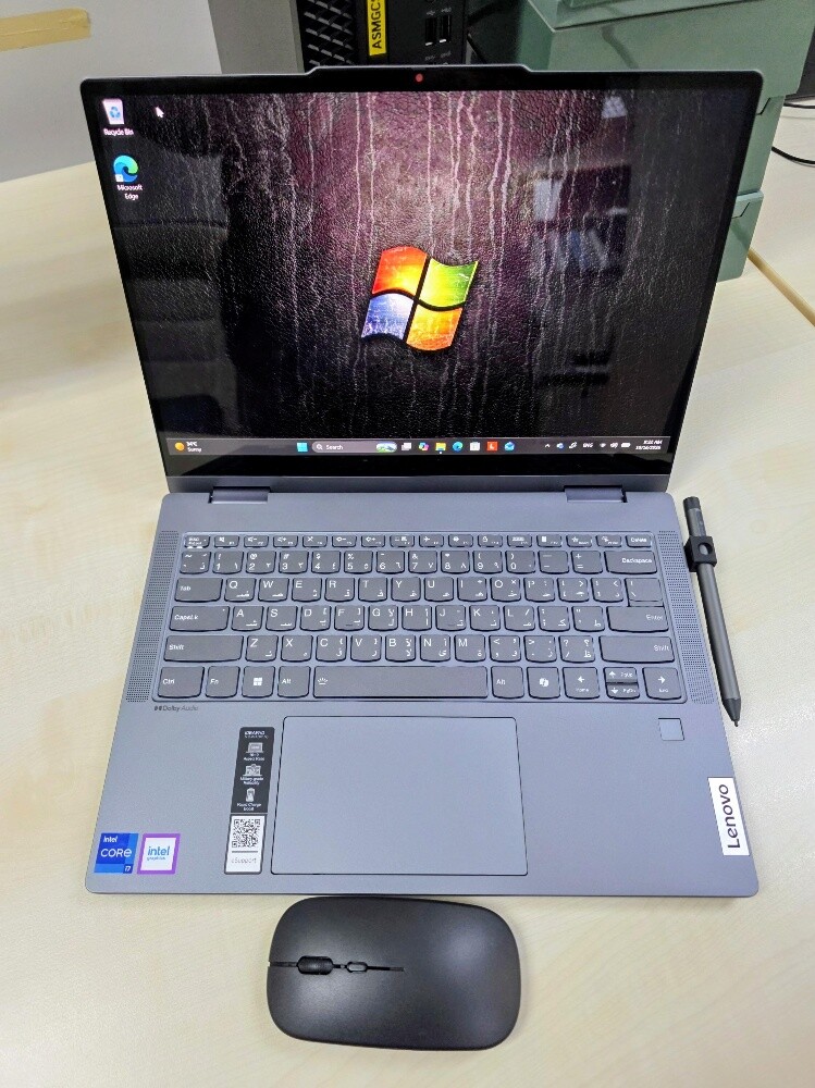 Lenovo i7-13thGen 16GB 1TB 14" OLED - 2