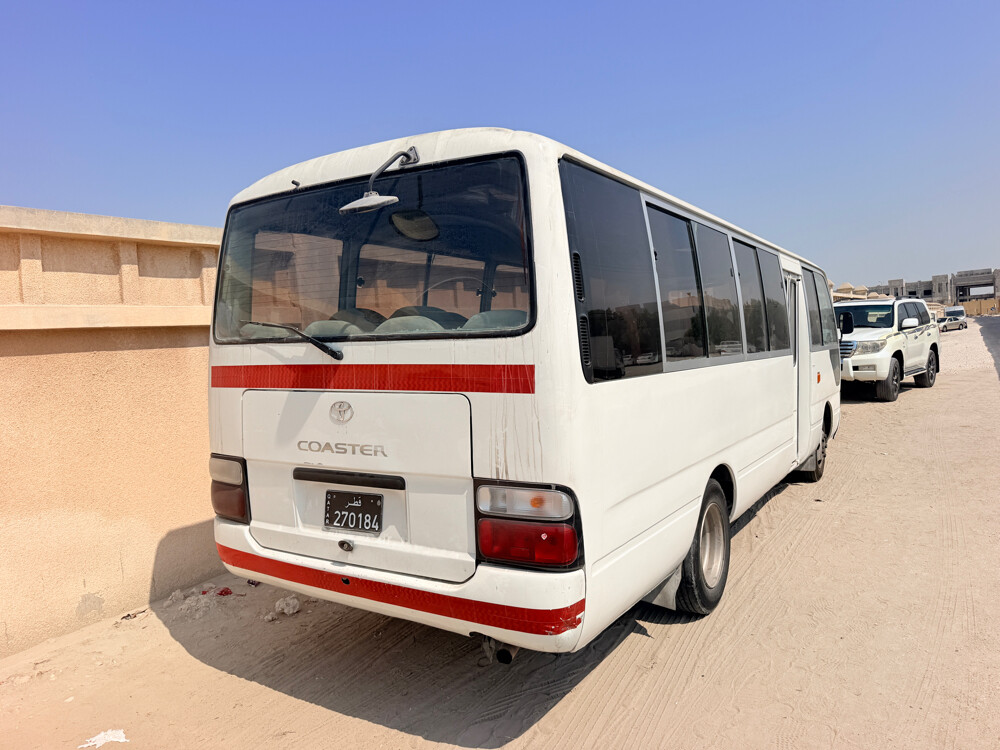 Toyota Coaster 2015 petrol 30seats  - 3