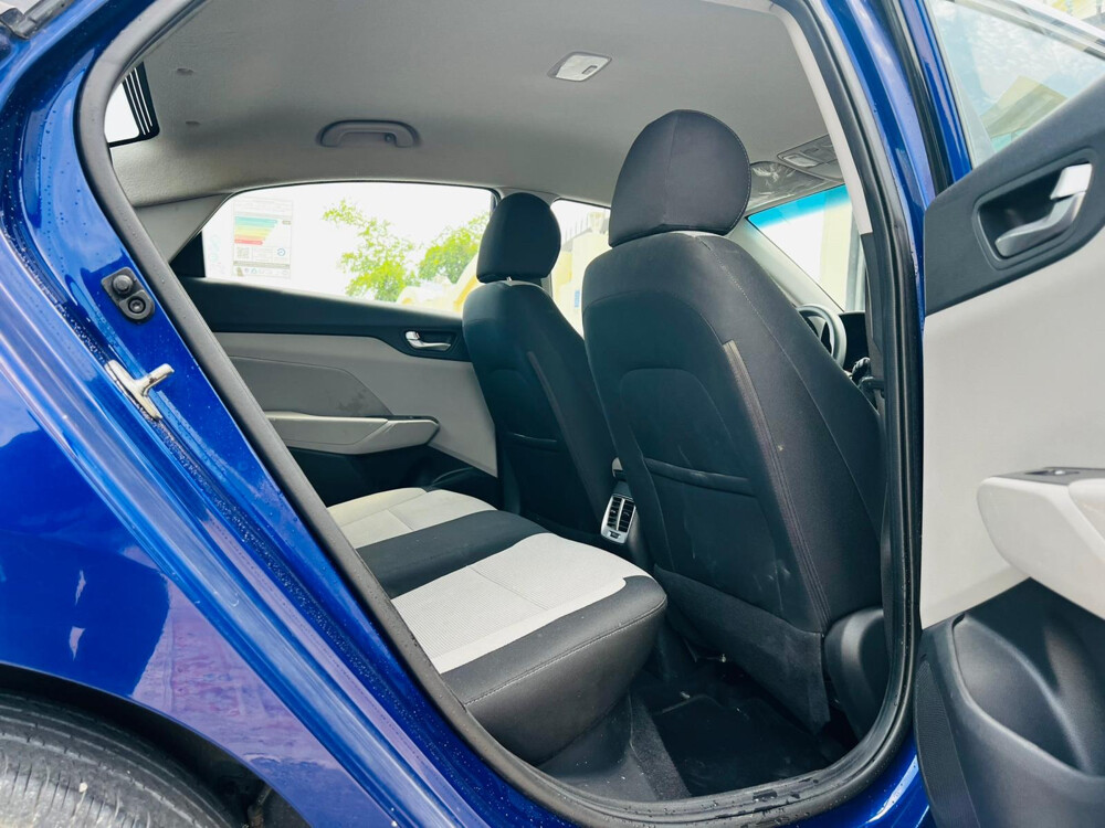 HYUNDAI ACCENT 2022 - 6