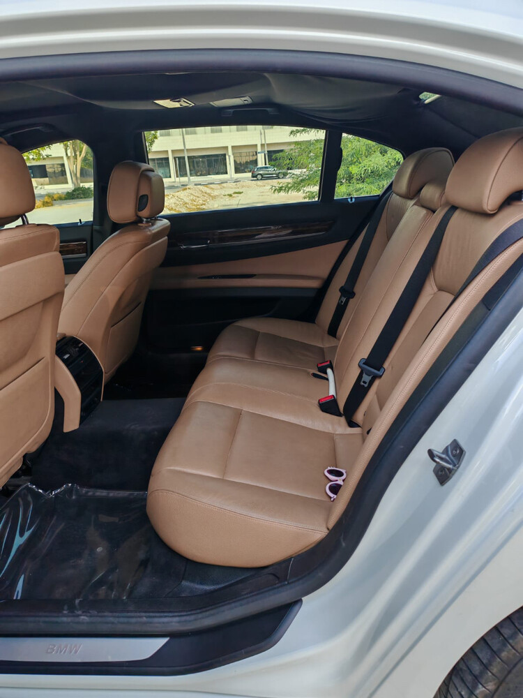 2015 بي ام 730 ال اي  بدل بيع - 13