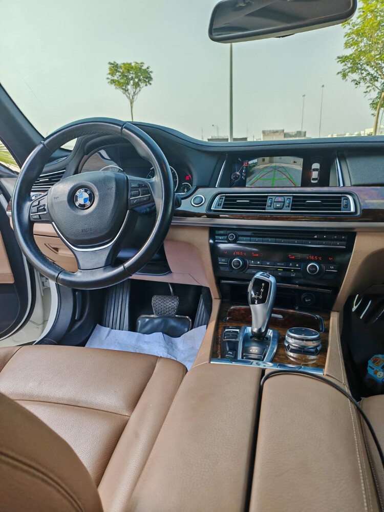 2015 بي ام 730 ال اي  بدل بيع - 4