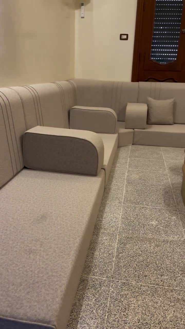 Sofa,cartain, New/Olld - 18