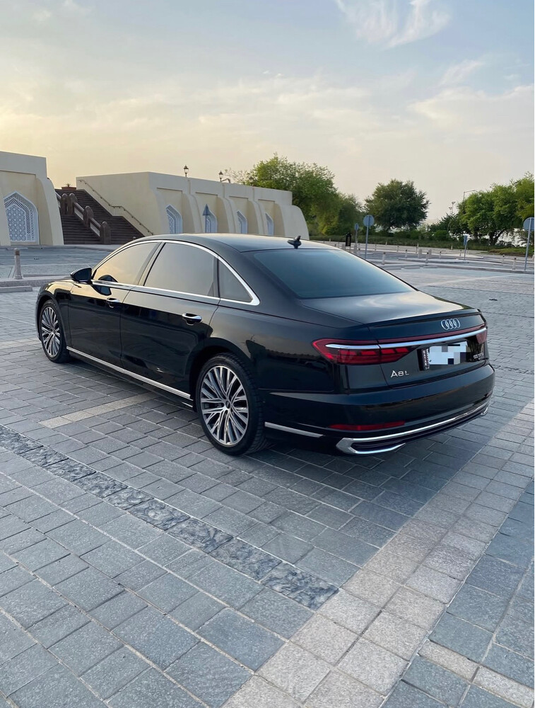 اودي اي ٨ 2023 - 4
