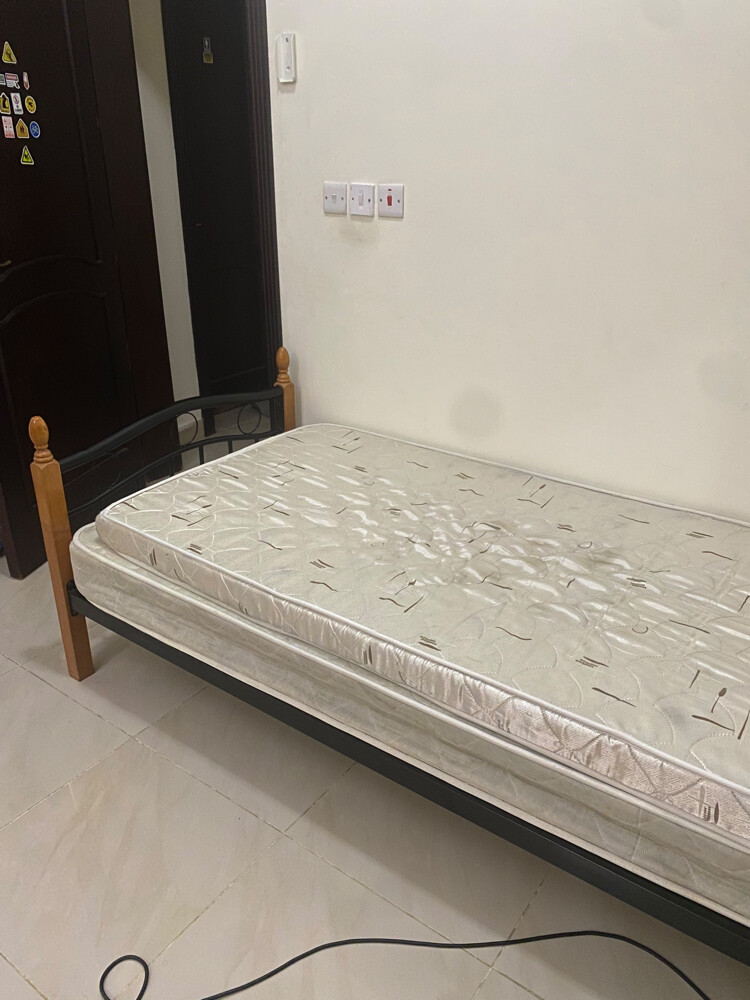 single bed with 2 mattresses - 1