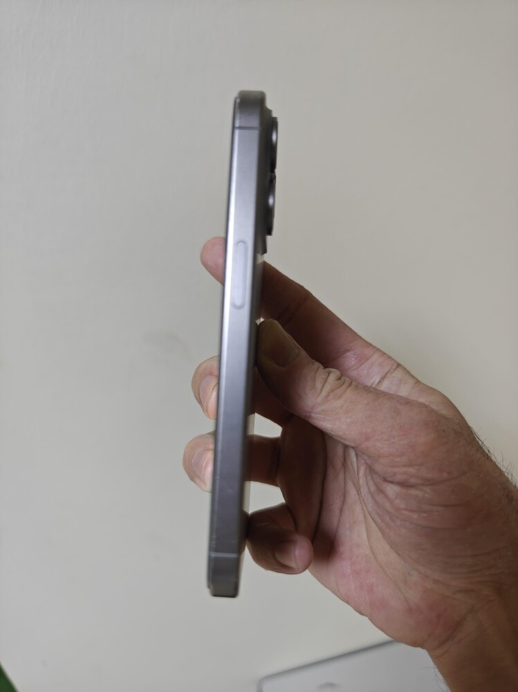 iphne 15 pro 256gb - 4