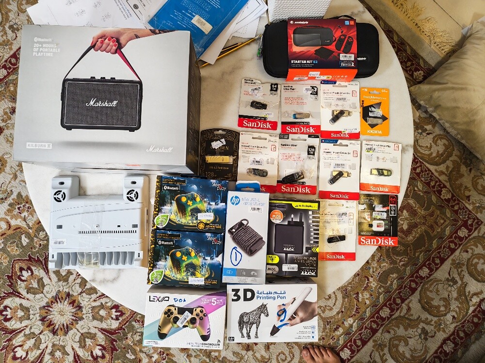For sale: Various electronic items - 7