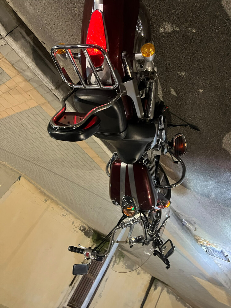 Honda shadow 750 - 5