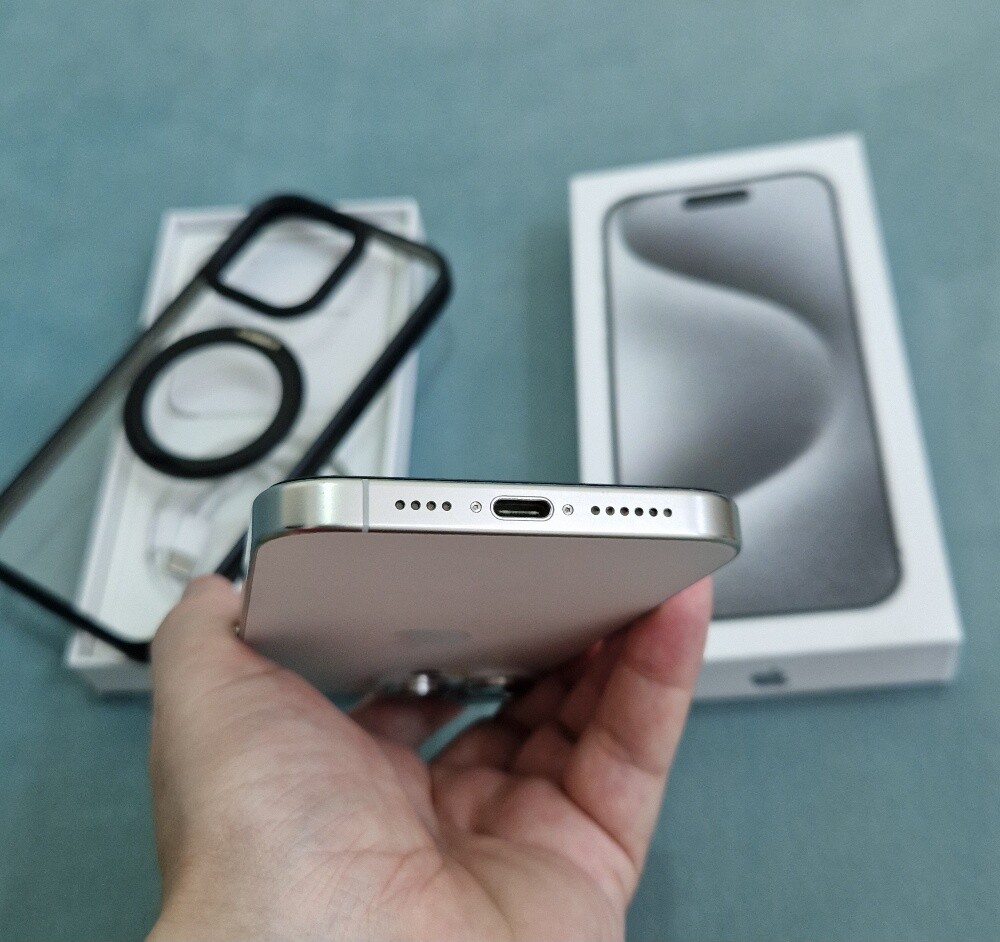 Iphone 15 pro max 256GB - 7