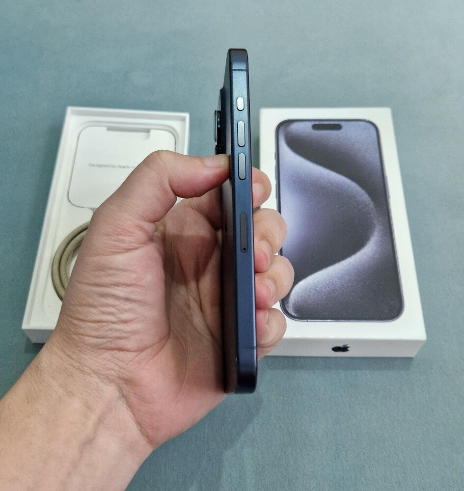 IPhone 15 pro 128GB - 7