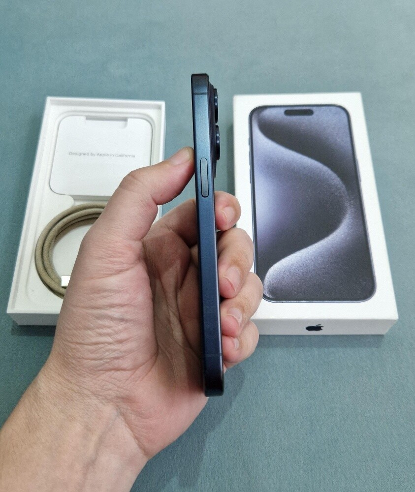 IPhone 15 pro 128GB - 10
