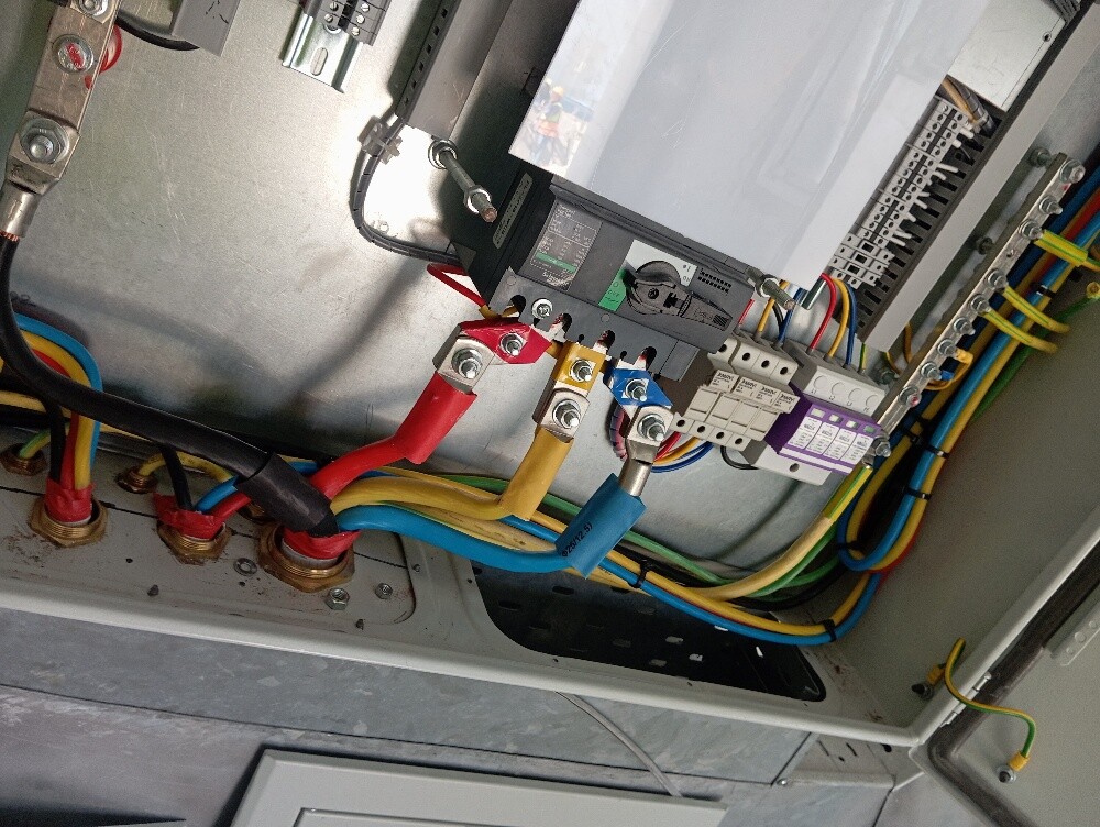 Electrical technician - 4