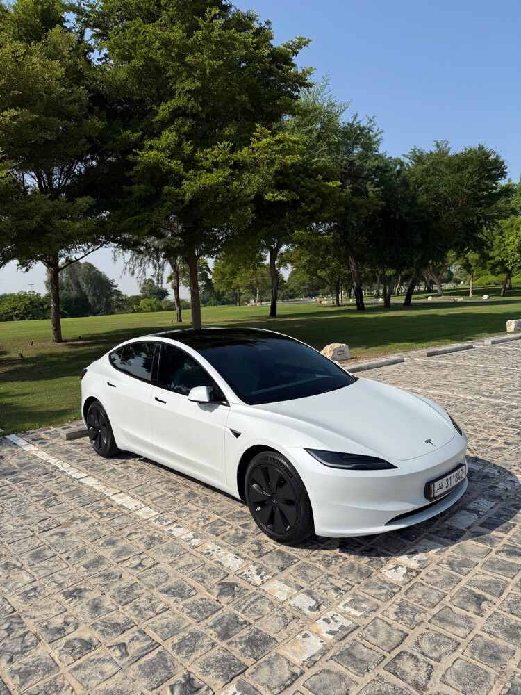 Tesla Model 3 Long Range - 1