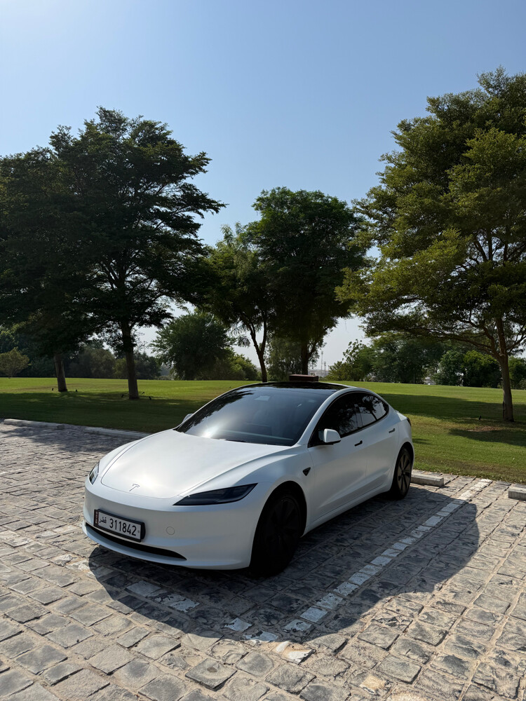 Tesla Model 3 Long Range - 9