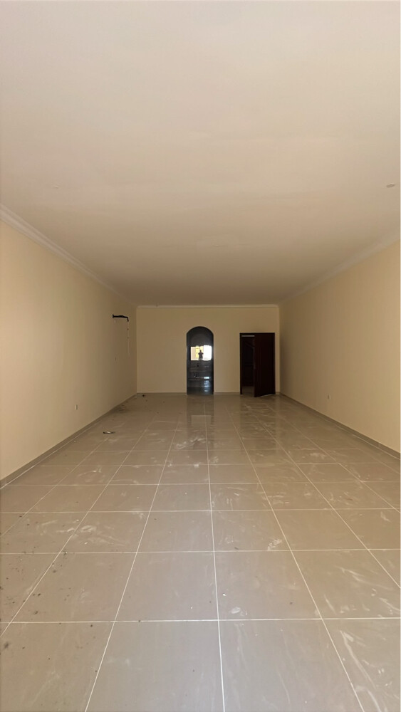 فيلا للإيجار إسكان حكومي - 8
